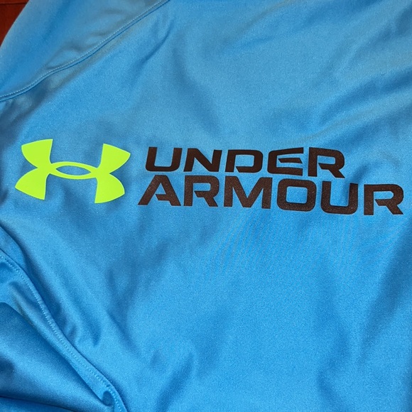 Under Armour sweatsuit - Picture 4 of 6